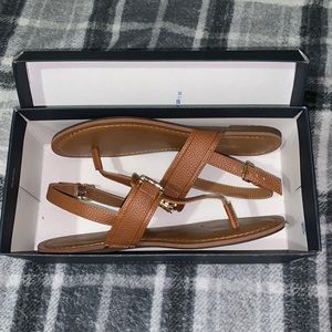 never used tommy hilfiger flats